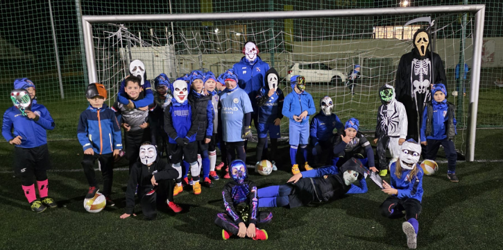Read more about the article Halloweenowy trening najmłodszych Lechitów!