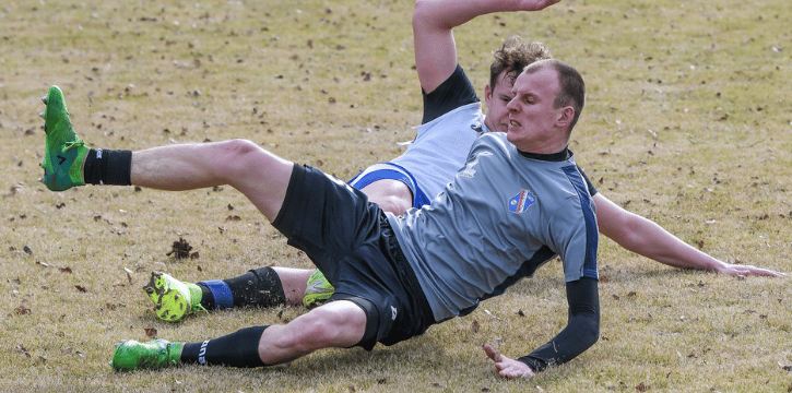 You are currently viewing Seniorzy wygrywają sparing ze Zniczem Obra